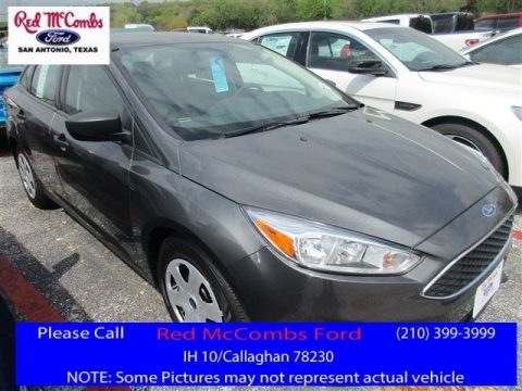 Magnetic Ford Focus S Sedan.  Click to enlarge.