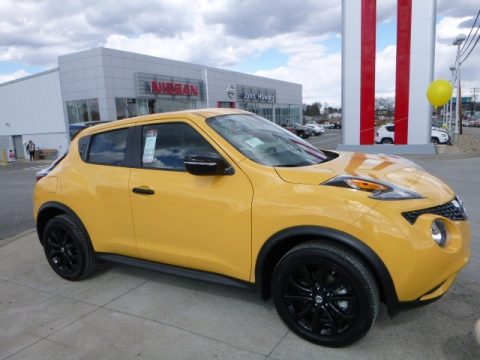 Solar Yellow Nissan Juke Stinger Edition AWD.  Click to enlarge.