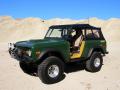 Front 3/4 View of 1971 Ford Bronco Sport Wagon #1