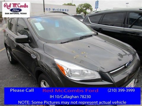 Magnetic Metallic Ford Escape SE.  Click to enlarge.