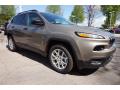 Front 3/4 View of 2016 Jeep Cherokee Sport #4 Front 3/4 View of 2016 Jeep Cherokee Sport #4