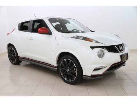 Pearl White Nissan Juke NISMO AWD.  Click to enlarge.