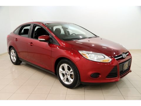 Ruby Red Ford Focus SE Sedan.  Click to enlarge.