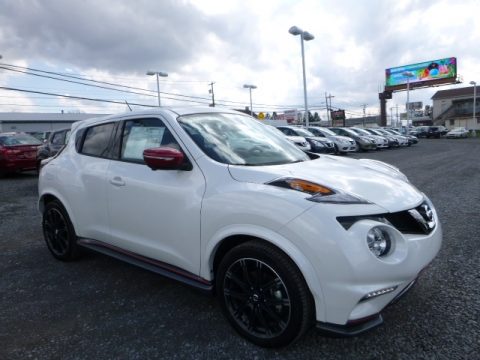 Pearl White Nissan Juke NISMO AWD.  Click to enlarge.
