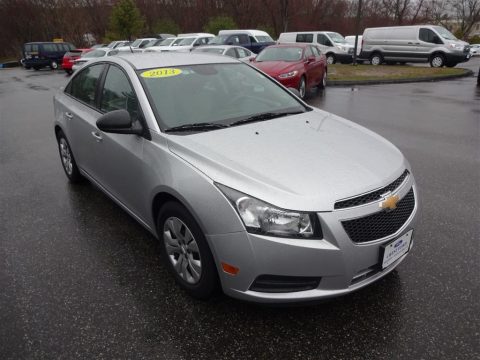 Silver Ice Metallic Chevrolet Cruze LS.  Click to enlarge.