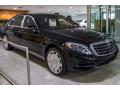 Front 3/4 View of 2016 Mercedes-Benz S Mercedes-Maybach S600 Sedan #12
