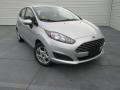 Front 3/4 View of 2016 Ford Fiesta SE Hatchback #2