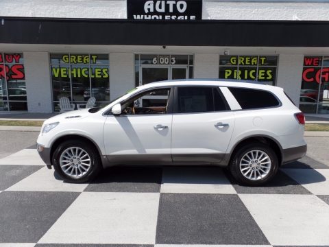 White Diamond Tricoat Buick Enclave CX.  Click to enlarge.