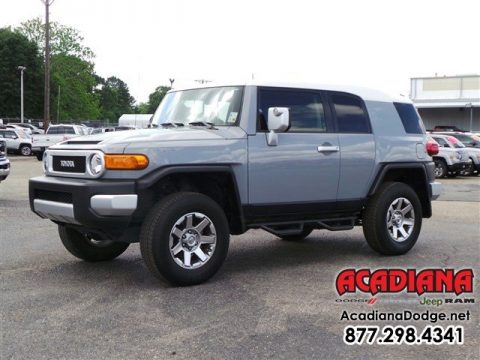 Cement Gray Toyota FJ Cruiser 4WD.  Click to enlarge.