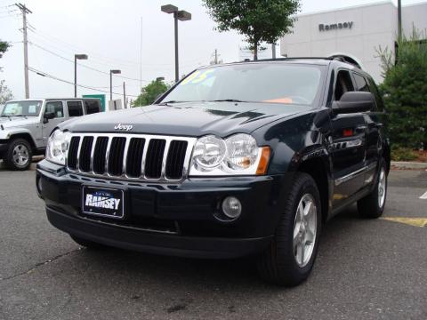 Deep Beryl Green Pearl Jeep Grand Cherokee Limited 4x4.  Click to enlarge.