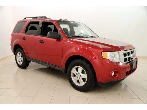 Sangria Red Metallic Ford Escape XLT 4WD.  Click to enlarge.