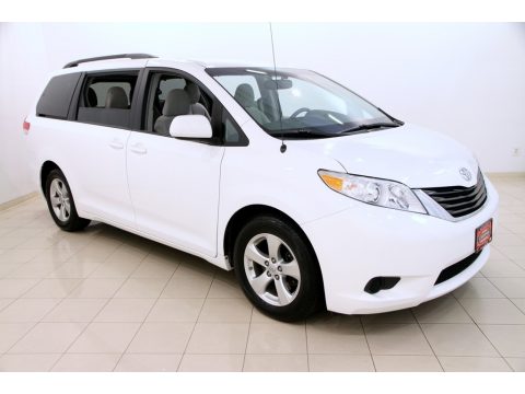 Blizzard White Pearl Toyota Sienna LE.  Click to enlarge.