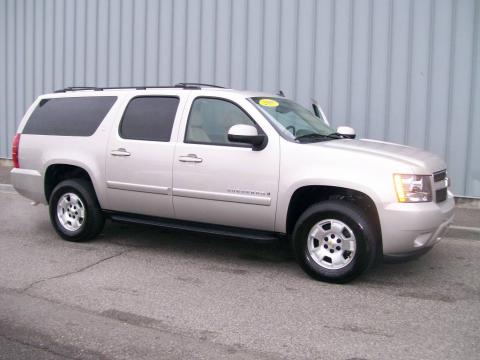 Gold Mist Metallic Chevrolet Suburban 1500 LT 4x4.  Click to enlarge.