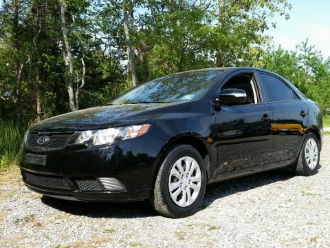 Ebony Black Kia Forte EX. Click to enlarge. Ebony Black Kia Forte EX. Click to enlarge.