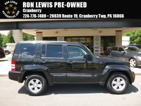 Brilliant Black Crystal Pearl Jeep Liberty Sport 4x4.  Click to enlarge.