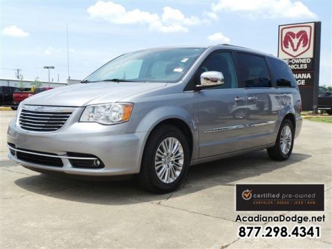 Billet Silver Metallic Chrysler Town & Country Touring-L.  Click to enlarge.