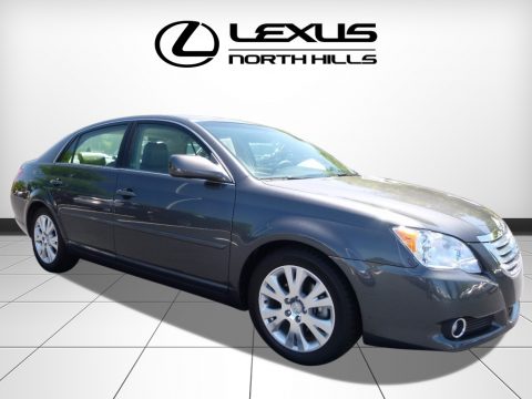 Magnetic Gray Metallic Toyota Avalon XLS.  Click to enlarge.