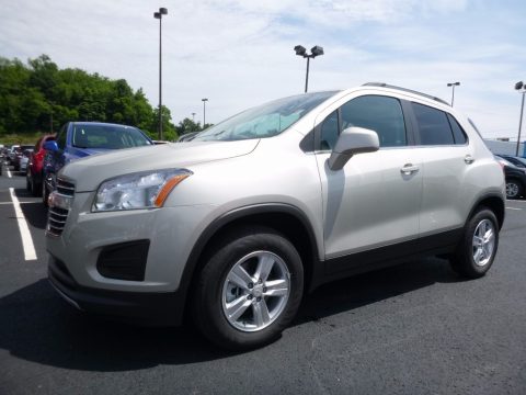 Champagne Silver Metallic Chevrolet Trax LT.  Click to enlarge.
