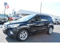 Front 3/4 View of 2017 Ford Escape SE #3