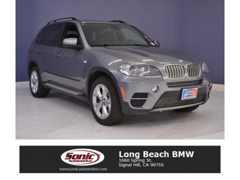 Space Gray Metallic BMW X5 xDrive35d.  Click to enlarge.