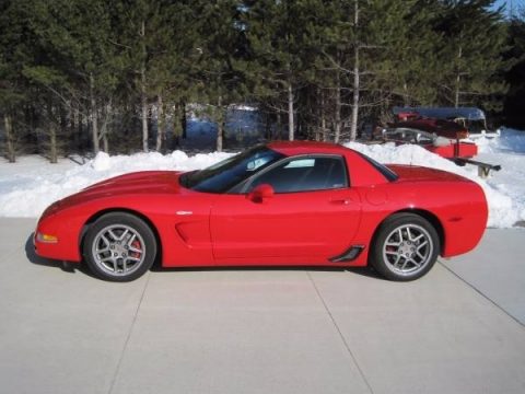 Torch Red Chevrolet Corvette Z06.  Click to enlarge.