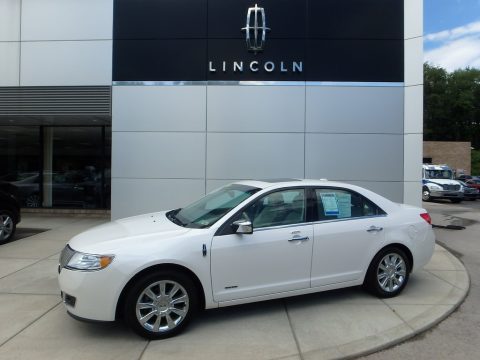 White Platinum Tri-Coat Lincoln MKZ Hybrid.  Click to enlarge.