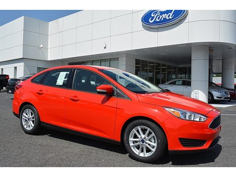 Race Red Ford Focus SE Sedan.  Click to enlarge.