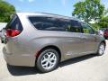 2017 Chrysler Pacifica Molten Silver #4 2017 Chrysler Pacifica Molten Silver #4