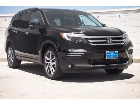 Crystal Black Pearl Honda Pilot Touring.  Click to enlarge.