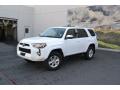 Front 3/4 View of 2015 Toyota 4Runner SR5 4x4 #5