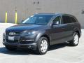 Front 3/4 View of 2008 Audi Q7 3.6 Premium quattro #19