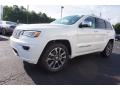 Front 3/4 View of 2017 Jeep Grand Cherokee Overland #3