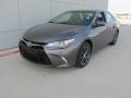 Front 3/4 View of 2017 Toyota Camry XSE #7