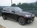 Front 3/4 View of 2017 BMW X5 xDrive35i #1