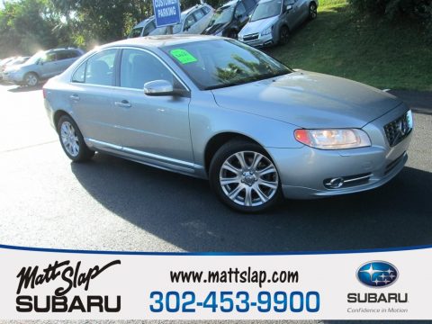 Electric Silver Metallic Volvo S80 3.2.  Click to enlarge.