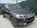 Front 3/4 View of 2017 BMW X5 xDrive35i #5