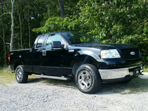 Black Ford F150 XLT SuperCab 4x4.  Click to enlarge.