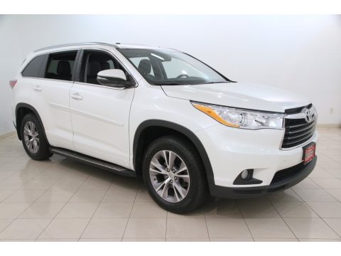Blizzard White Pearl Toyota Highlander XLE AWD.  Click to enlarge.