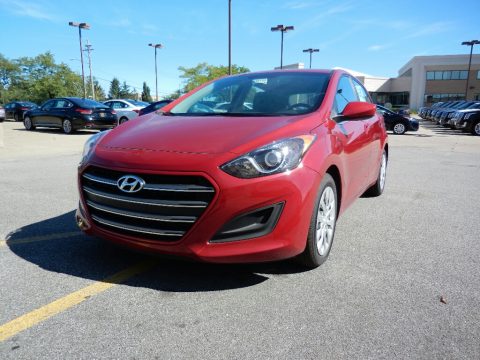 Scarlet Red Pearl Hyundai Elantra GT .  Click to enlarge.