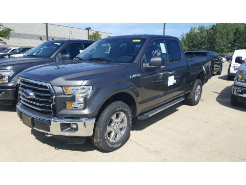 Magnetic Ford F150 XLT SuperCab 4x4.  Click to enlarge.