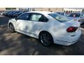  2017 Volkswagen Passat Pure White #3