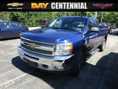 Blue Ray Metallic Chevrolet Silverado 1500 LT Extended Cab 4x4.  Click to enlarge.