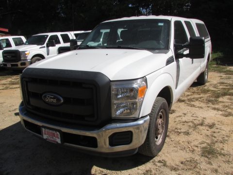 Oxford White Ford F250 Super Duty XL Crew Cab.  Click to enlarge.