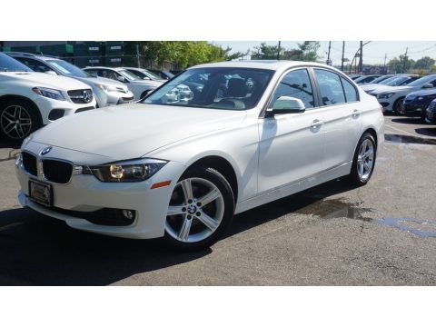 Alpine White BMW 3 Series 320i xDrive Sedan.  Click to enlarge.