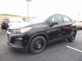 Front 3/4 View of 2017 Chevrolet Trax LS #1 Front 3/4 View of 2017 Chevrolet Trax LS #1