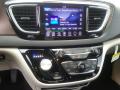 2017 Pacifica Touring L Plus #6