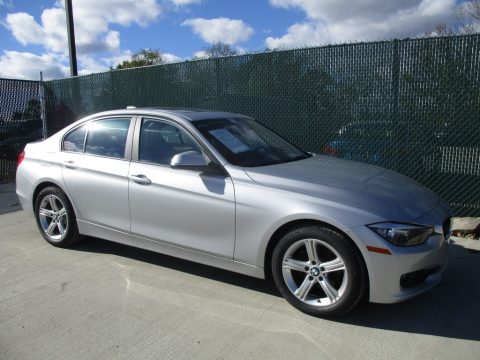 Glacier Silver Metallic BMW 3 Series 320i xDrive Sedan.  Click to enlarge.