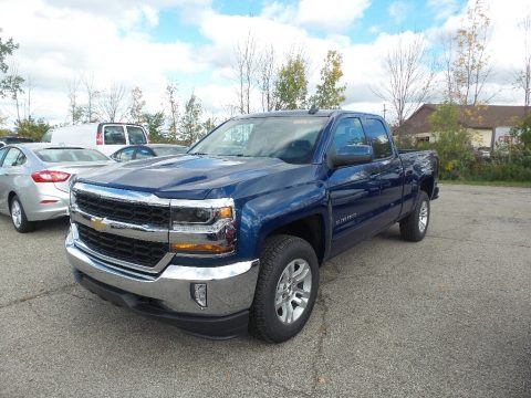 Deep Ocean Blue Metallic Chevrolet Silverado 1500 LT Double Cab 4x4.  Click to enlarge.