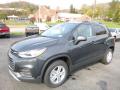 Front 3/4 View of 2017 Chevrolet Trax LT AWD #11