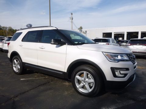 White Platinum Ford Explorer XLT 4WD.  Click to enlarge.